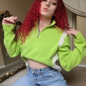 ☀️ Lime Green Half Zip Sweater🌠 Label/Material: Tommy Hilfiger 🌌 Size: